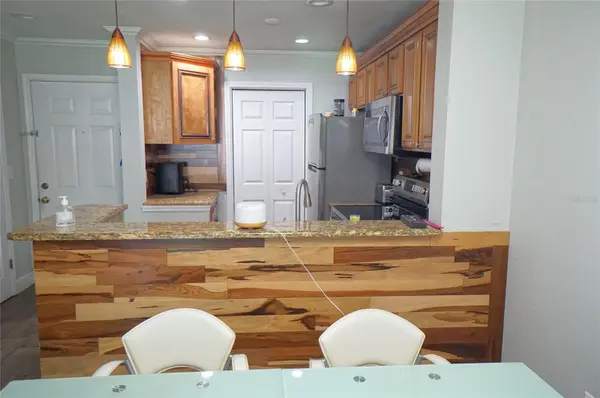 10122 WINSFORD OAK BLVD #409, Tampa, FL 33624