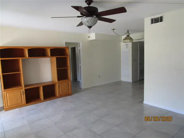 1950 58TH AVE N #10, St Petersburg, FL 33714