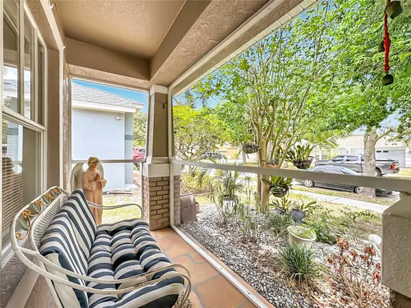 6630 CAMBRIDGE PARK DR, Apollo Beach, FL 33572