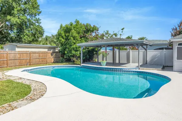 4608 SOUTHBREEZE DR, Tampa, FL 33624