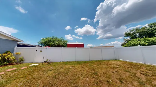1215 COOLMONT DR, Brandon, FL 33511