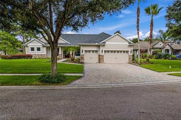 2208 PRINCESS JULIA LN, Lutz, FL 33549
