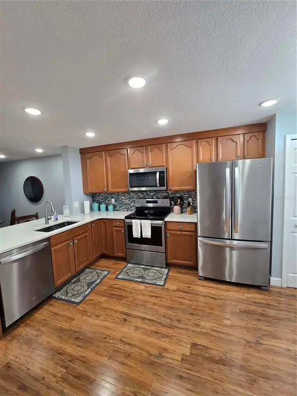 7600 SUN ISLAND DR S #306, South Pasadena, FL 33707