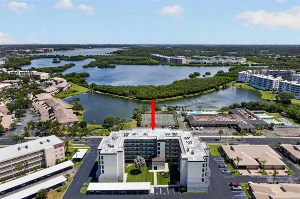 9860 62ND TER N #1043, St Petersburg, FL 33708