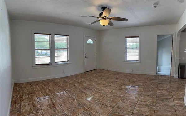 702 W PENINSULAR ST, Tampa, FL 33603