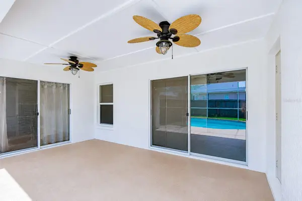 4822 PORTOBELLO CIR, Valrico, FL 33596