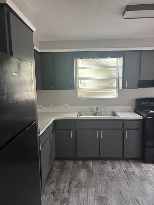 807 E OSBORNE AVE, Tampa, FL 33603