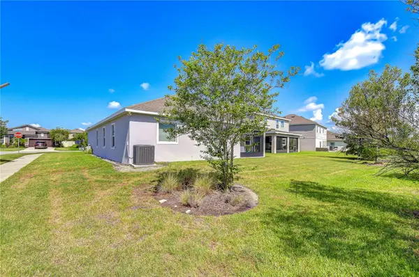 8325 OLIVE BROOK DR, Wesley Chapel, FL 33545