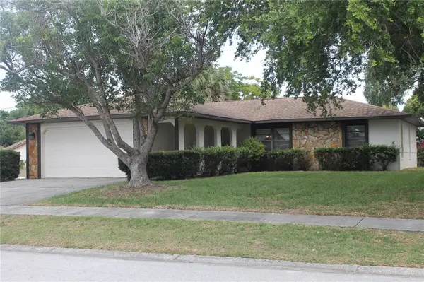 8513 WINTER HAVEN DR, Hudson, FL 34667