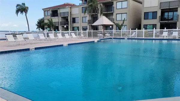 6322 PALMA DEL MAR BLVD S #106, St Petersburg, FL 33715