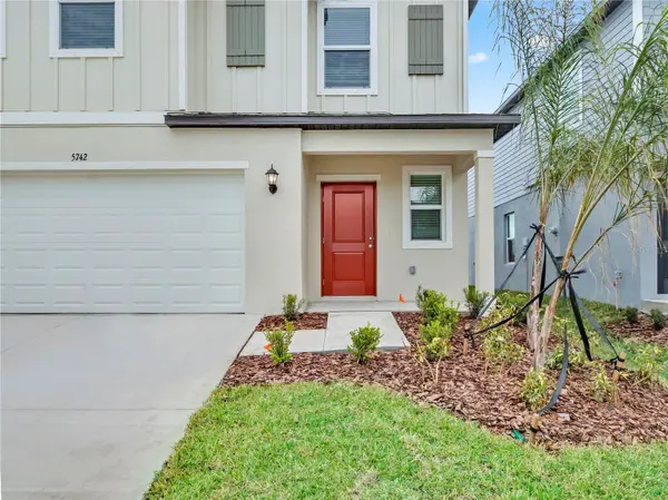 2215 RED CROSSBILL DR, Wimauma, FL 33598
