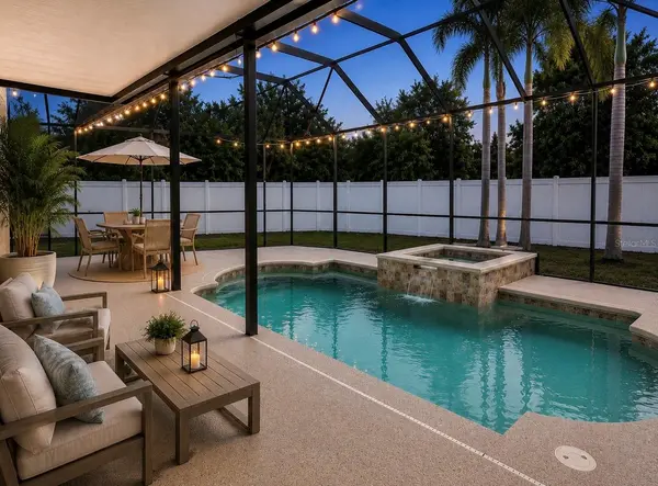 6801 CAMBRIDGE PARK DR, Apollo Beach, FL 33572