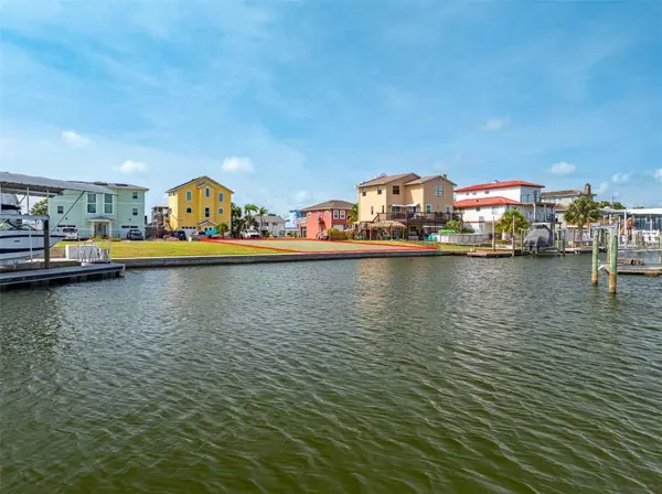 6520 LOUISE CT, Hudson, FL 34667
