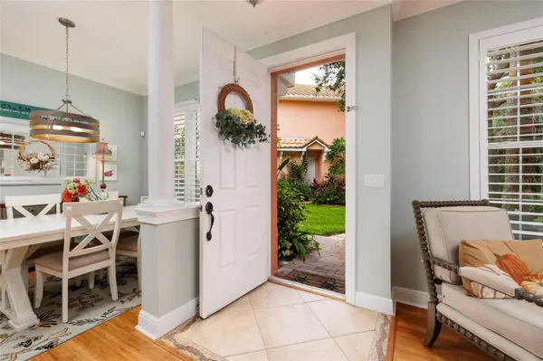190 BANYAN BAY DR, St Petersburg, FL 33705