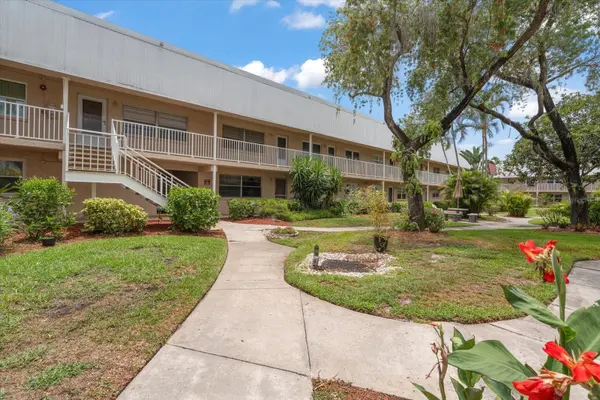 10033 64TH AVE N #19, St Petersburg, FL 33708