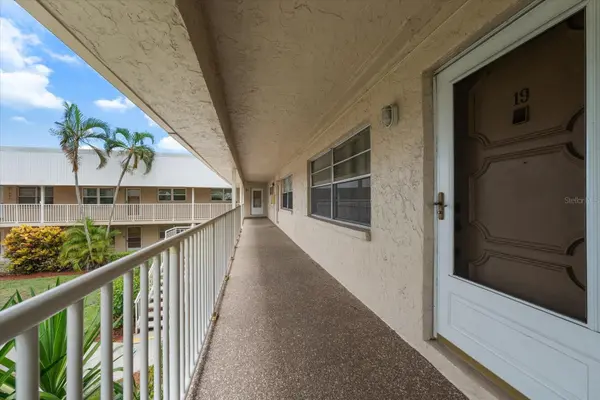 10033 64TH AVE N #19, St Petersburg, FL 33708