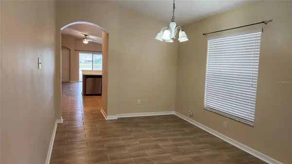 7955 CARRIAGE POINTE DR, Gibsonton, FL 33534