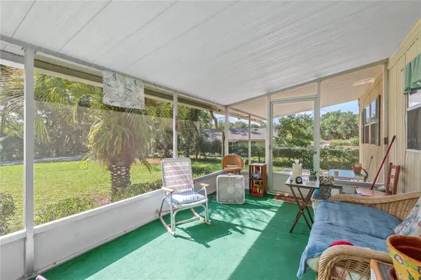 5888 SE 164TH AVE, Ocklawaha, FL 32179
