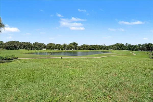 13301 THOROUGHBRED DR, Dade City, FL 33525