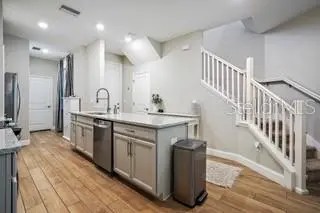 5246 NEIL DR, St Petersburg, FL 33714
