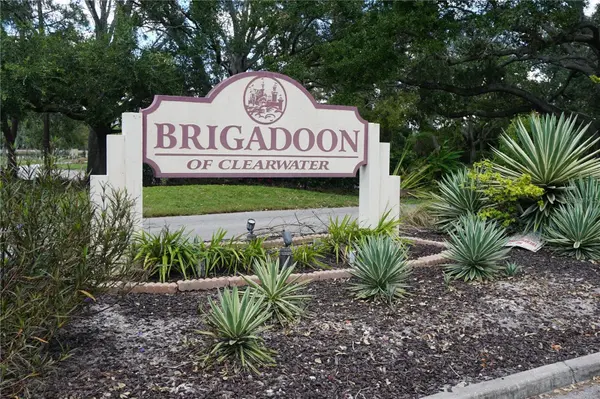 2404 BRIGADOON DR, Clearwater, FL 33759