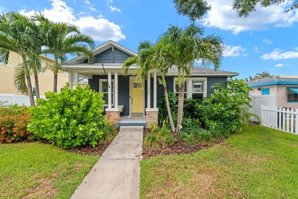 1028 5TH ST N, St Petersburg, FL 33701
