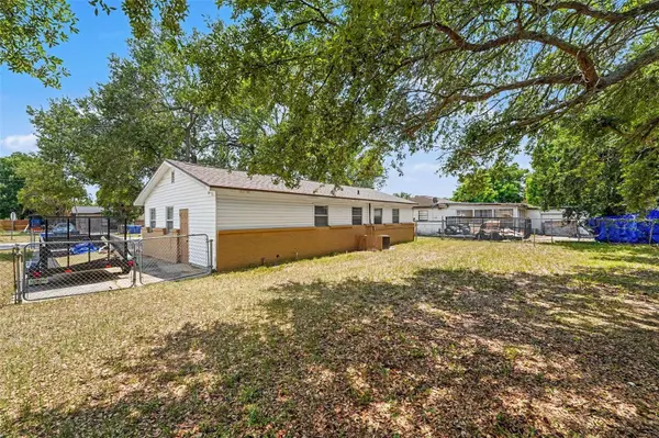 7924 BAHIA AVE, Tampa, FL 33619