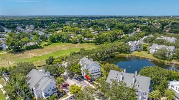 3300 HAVILAND CT #104, Palm Harbor, FL 34684