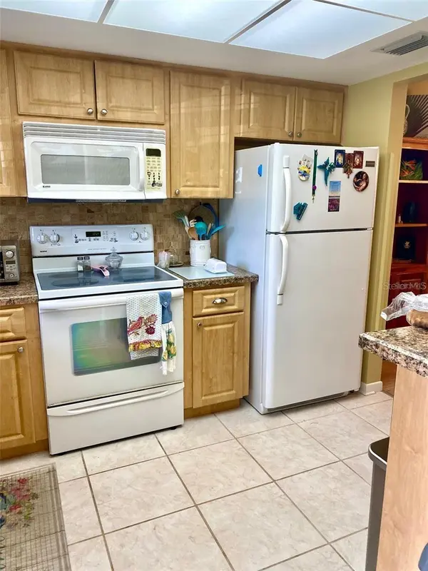 1656 S LAKE AVE #3, Clearwater, FL 33756
