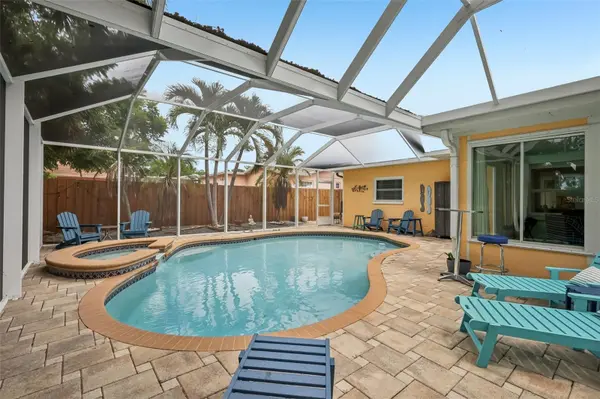 13801 87TH AVE, Seminole, FL 33776