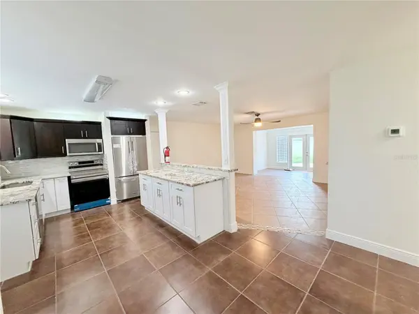 1827 OKLAHOMA AVE NE, St Petersburg, FL 33703