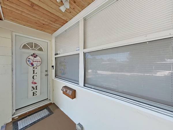 2730 EDWARDS AVE S, St Petersburg, FL 33705