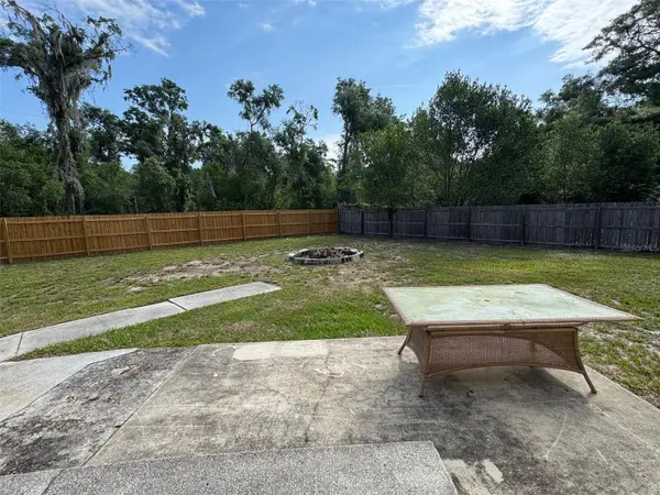 6052 IDLE A WHILE CIR, Dade City, FL 33523
