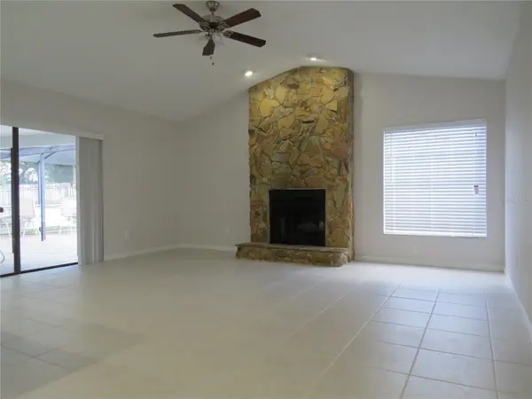 4023 PADDLEWHEEL DR, Brandon, FL 33511