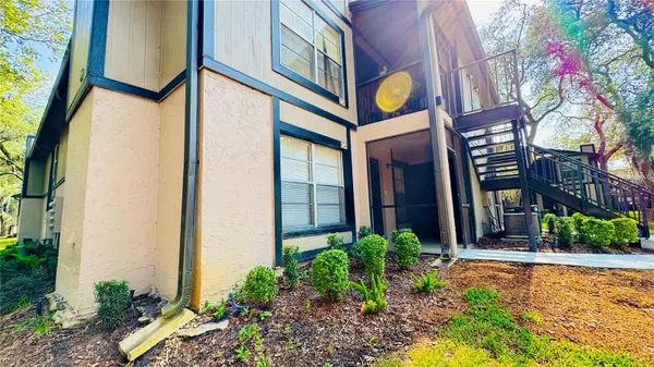 4032 TUMBLE WOOD TRL #104, Tampa, FL 33613