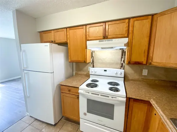 2205 IRENE ST #3, Lutz, FL 33549