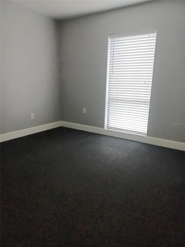 13304 WINDING OAK CT #Front, Tampa, FL 33612