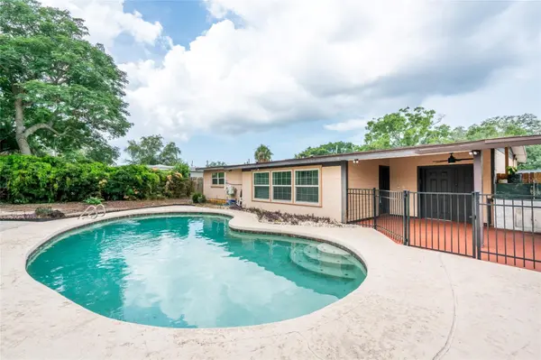 9241 N 52ND ST, Tampa, FL 33617