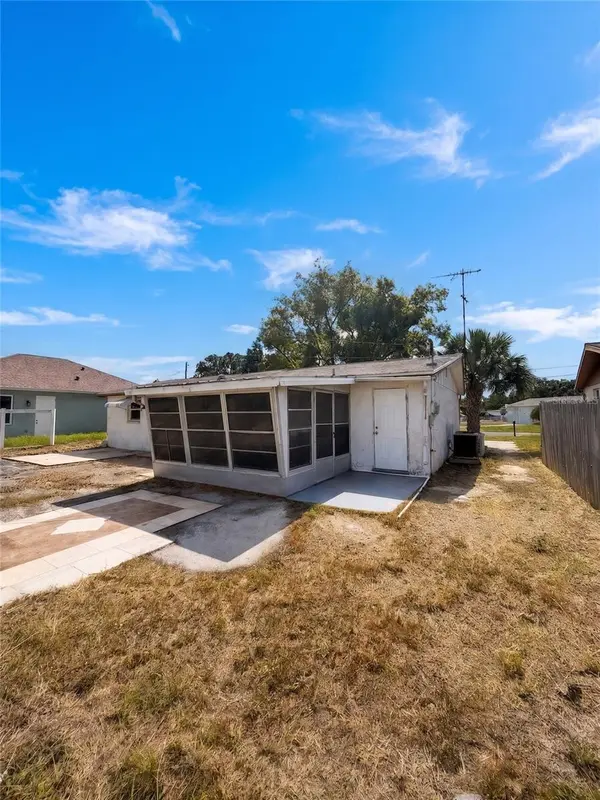 2412 ARCADIA RD, Holiday, FL 34690