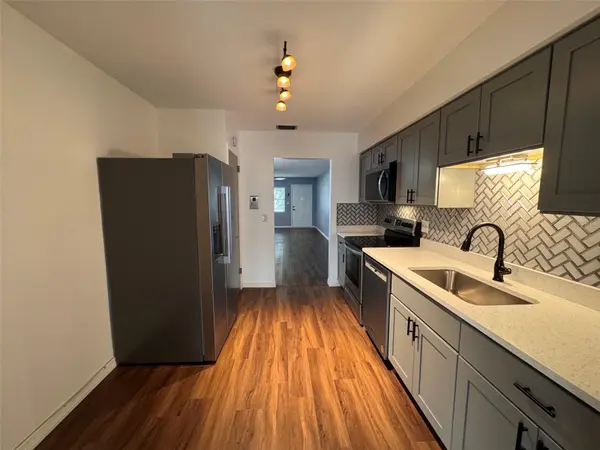 5155 9TH AVE N #104, St Petersburg, FL 33710