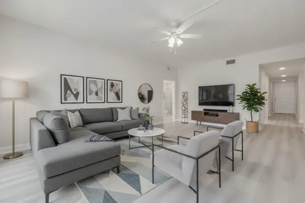4550 OVERLOOK DR NE #155, St Petersburg, FL 33703