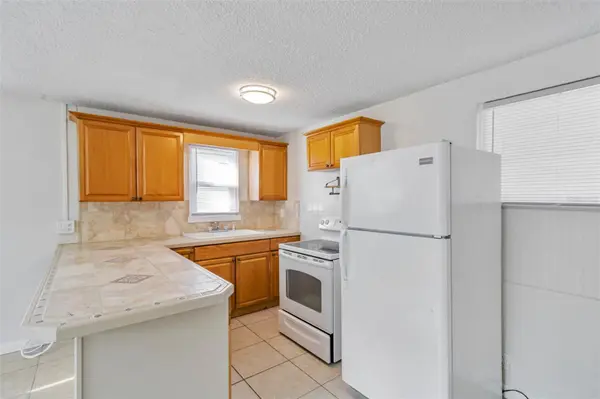 809 ILLINOIS AVE, Palm Harbor, FL 34683