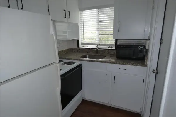 2567 15TH AVE N #2, St Petersburg, FL 33713