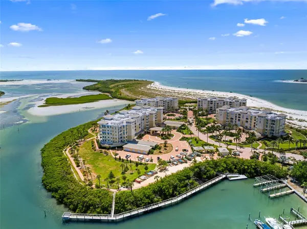 795 COLLANY RD #204, Tierra Verde, FL 33715