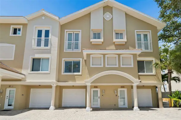 620 BAYWAY BLVD #5, Clearwater Beach, FL 33767