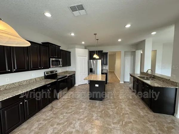 3627 MORGONS CASTLE CT, Land O Lakes, FL 34638