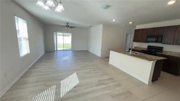 32724 ANSLEY BLOOM LN, Wesley Chapel, FL 33543