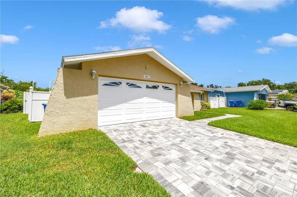5812 16TH LN NE, St Petersburg, FL 33703