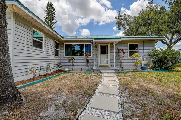 1509 CANTERBURY RD N, St Petersburg, FL 33710