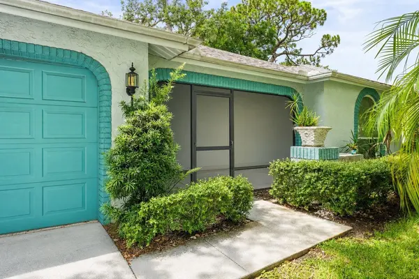 3550 OAK LAKE DR, Palm Harbor, FL 34684
